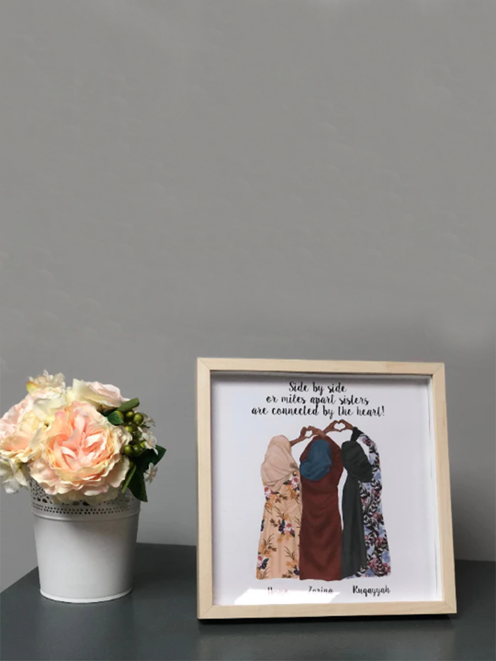 'Sisters Are Connected By Heart' Personalised Frame