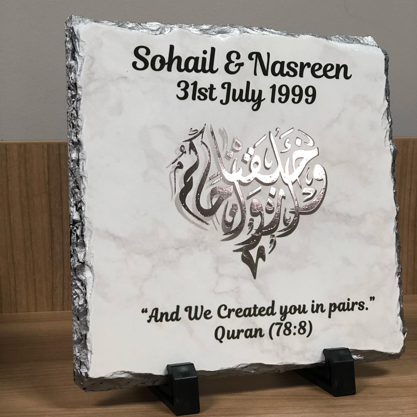 Gold Silver Rose Gold Edges Personalised Marble Effect Square Rock Slate With Stand