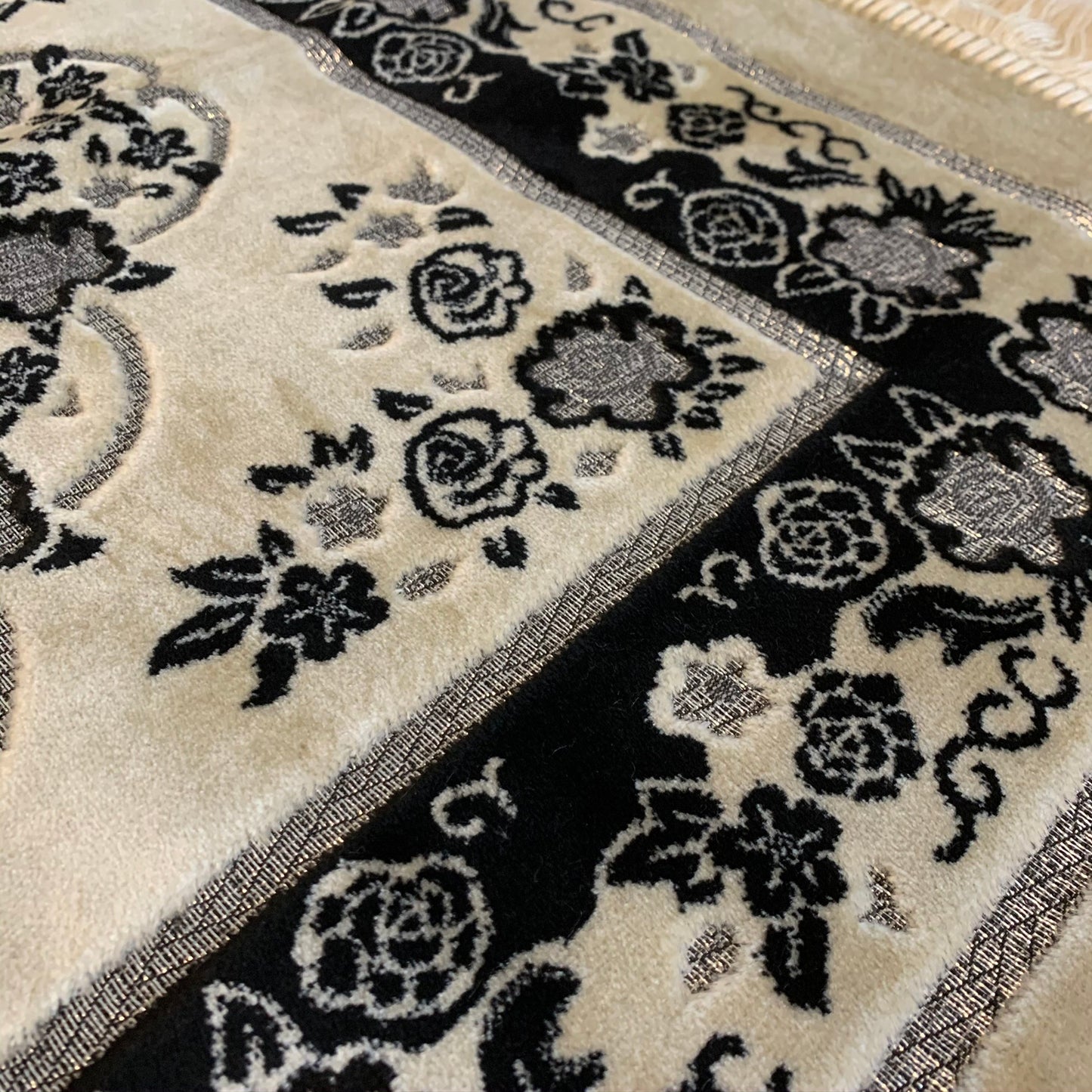 Personalised Embroidered Premium Velvet Rose Prayer Mats with Silver Edging details