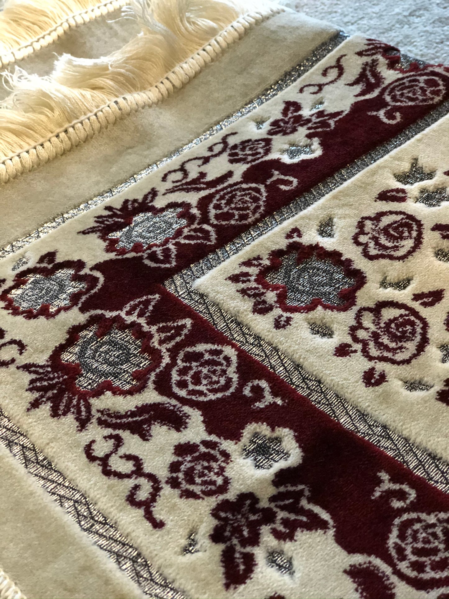 Personalised Embroidered Premium Velvet Rose Prayer Mats with Silver Edging details