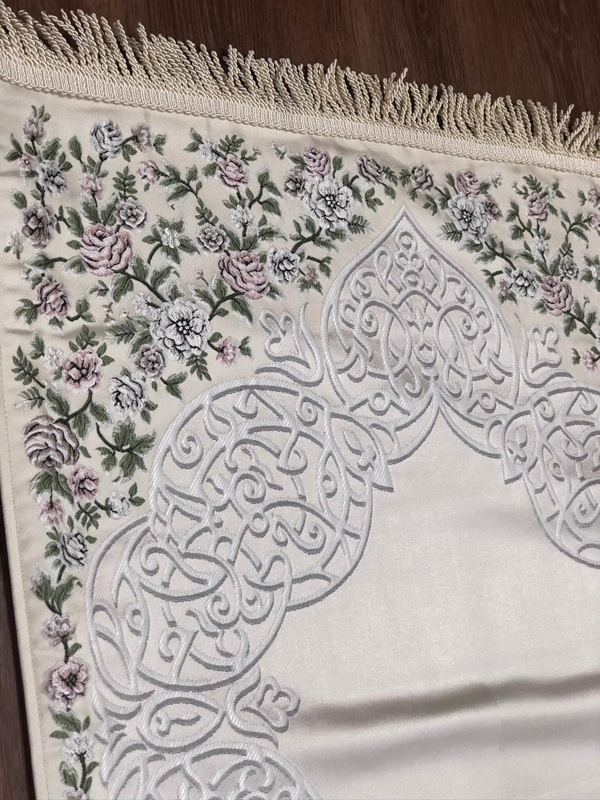 Floral Embroidered Design Premium Satin Padded Luxury Prayer Mat Embossed Detailing Couple Gift Wedding Eid Ramadan Islamic Gifts Personalised Prayer Mat