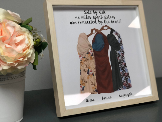 'Sisters Are Connected By Heart' Personalised Frame