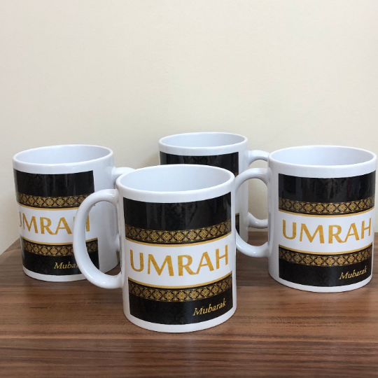 'Umrah Mubarak' Mugs